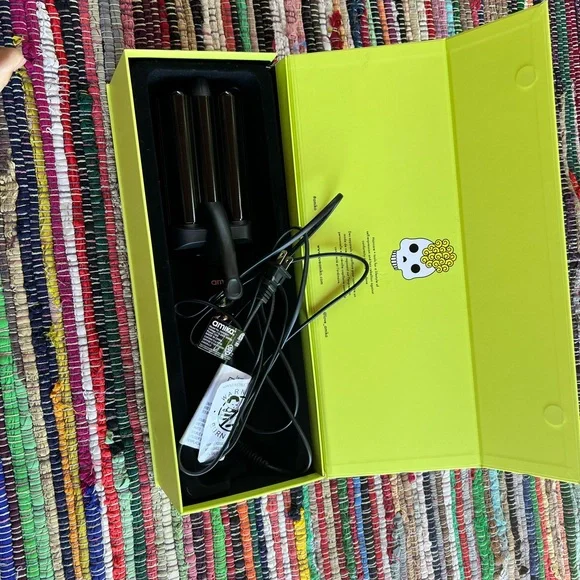 Amika High Tide Waver - Picture 6 of 7